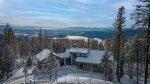 Newly constructed in 2023, Elk Highlands Ski House is a ski in ski out home at Whitefish Mountain Resort.